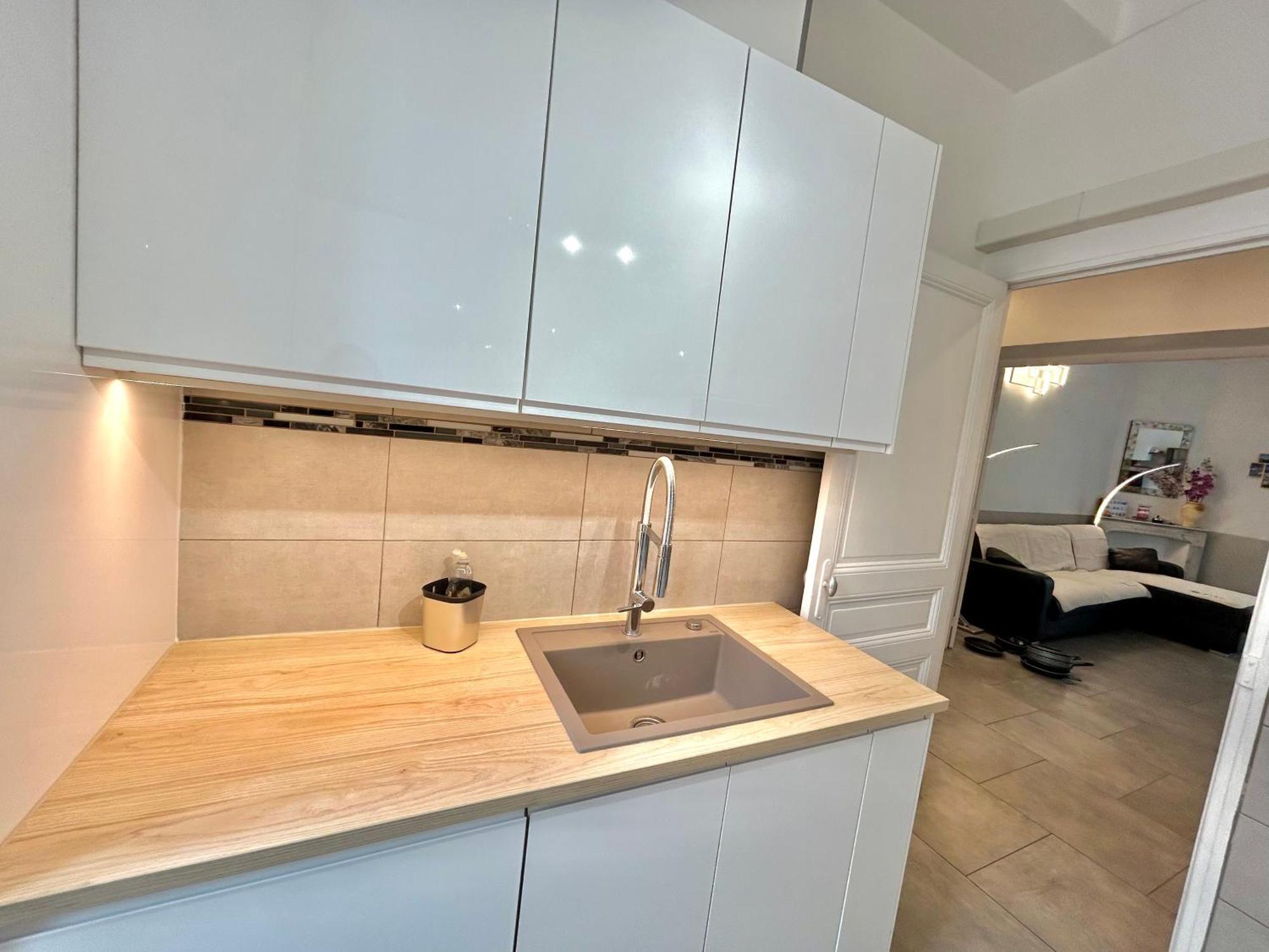Amiral Courbet Apartment ฌวง-เลส์-แป็งส์ ภายนอก รูปภาพ