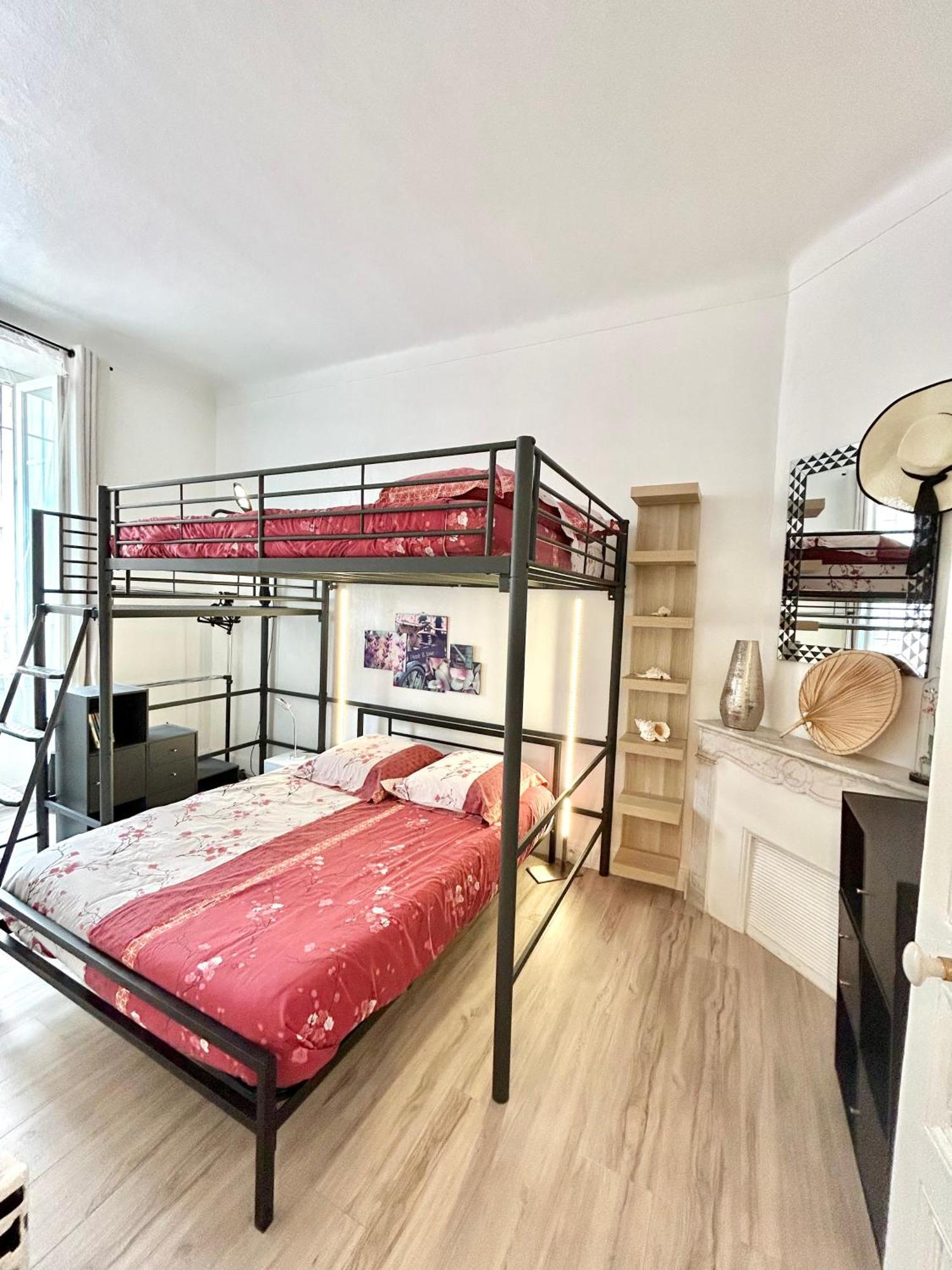 Amiral Courbet Apartment ฌวง-เลส์-แป็งส์ ภายนอก รูปภาพ